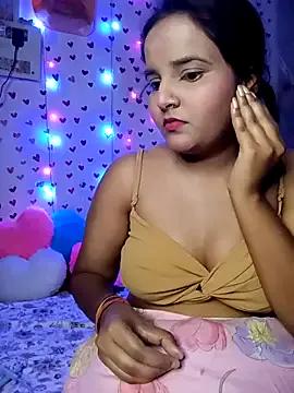 QueerSofty on StripChat 