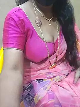 Raashi369 on StripChat