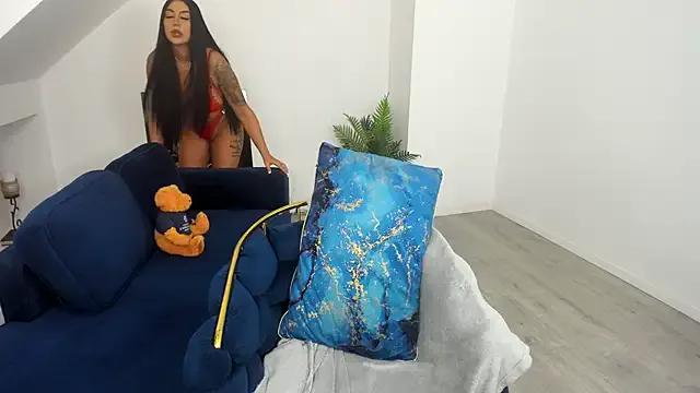 Ranya_Evy on StripChat