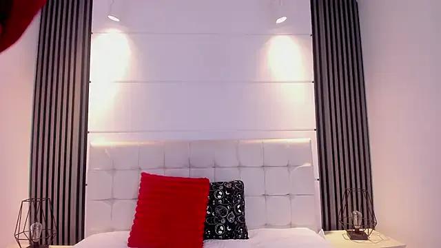 Ravenna666_ on StripChat