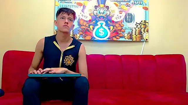 Raving_Boys on StripChat