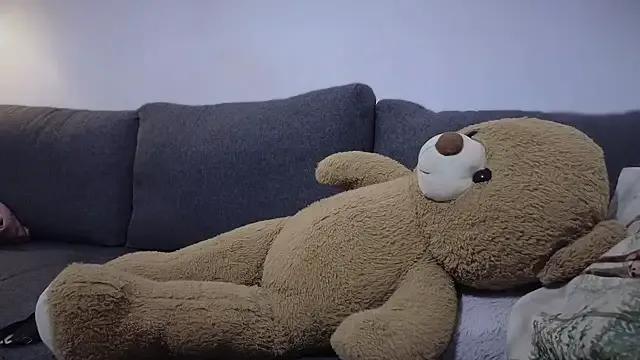 reema-777 on StripChat 