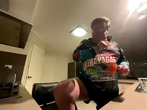 Reggyrabbit on StripChat 