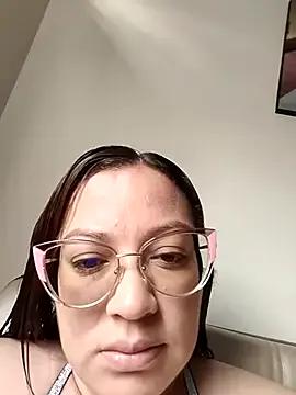 REINITAFULL — SHOW TETAS Y ASS MASTURBACIN LUSH