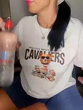 ReiyaRey on StripChat
