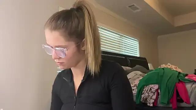 Riley_ray69 — Naked 15 min