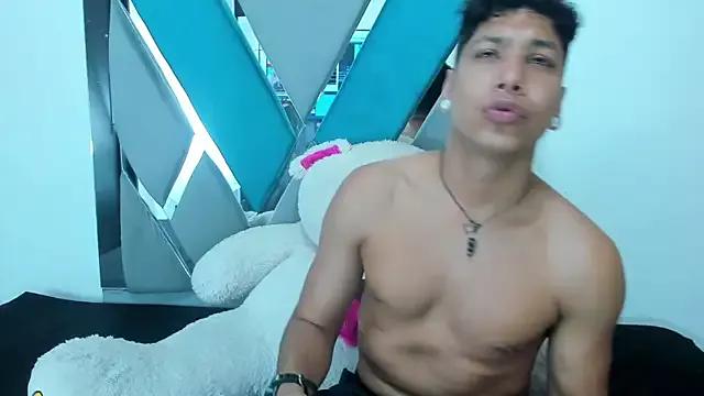 Rizzi_AND_West on StripChat 