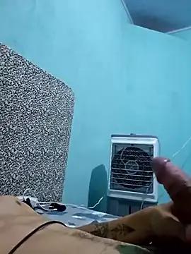 Rodriguess010 on StripChat 