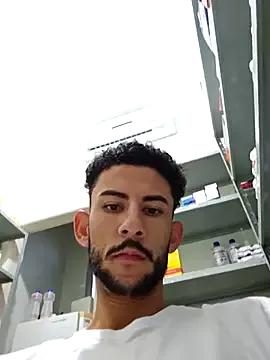 Rodriguess010 on StripChat 