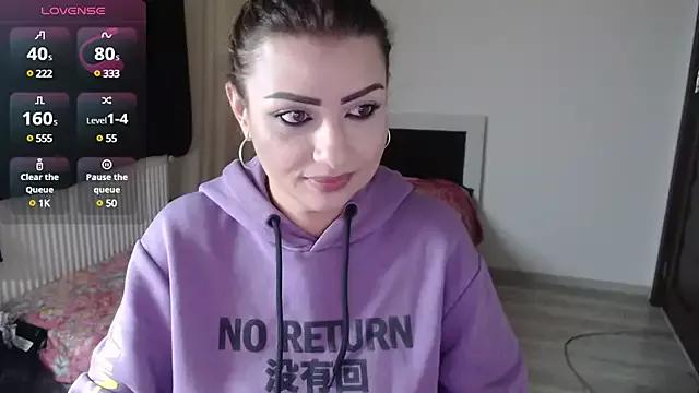 rosse26830 on StripChat 