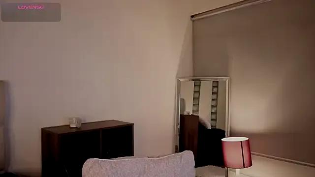 Roxxy_mora — take shirt off