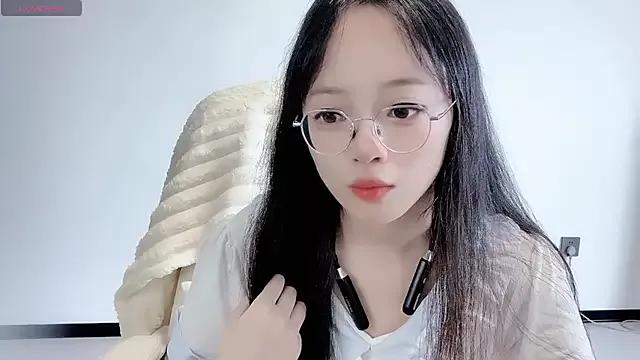 ruirui-888 on StripChat