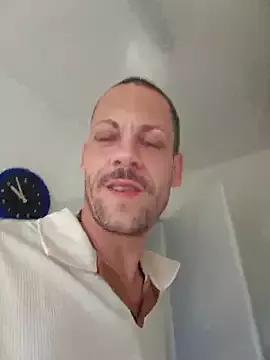 Runnycummood on StripChat 