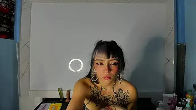 Samantha_Smiith on StripChat 