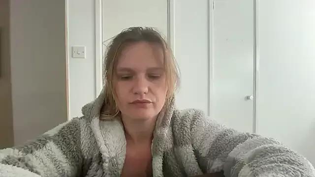 samanthaalice on StripChat 