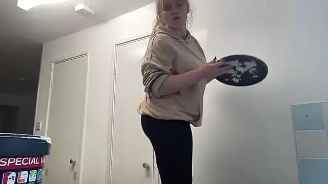samanthaalice on StripChat 