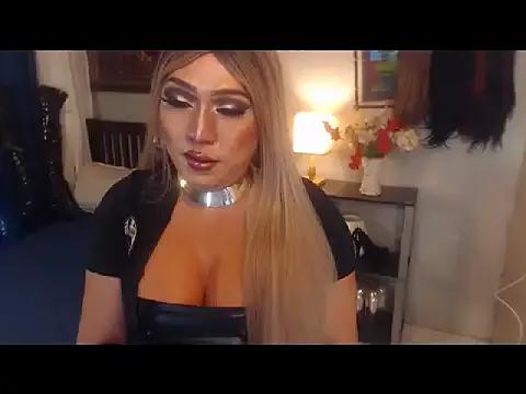 SamanthaAlmazora on StripChat 