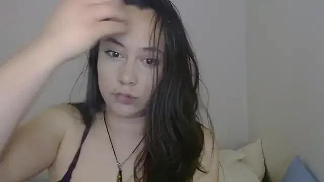 Sara94live on StripChat 
