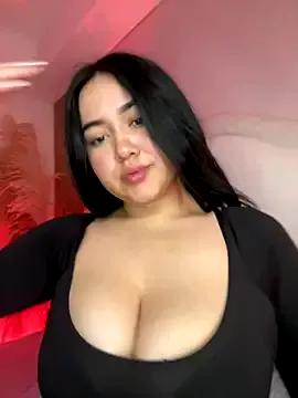 Sara__collins__ on StripChat 