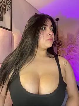 Sara__collins__ on StripChat 