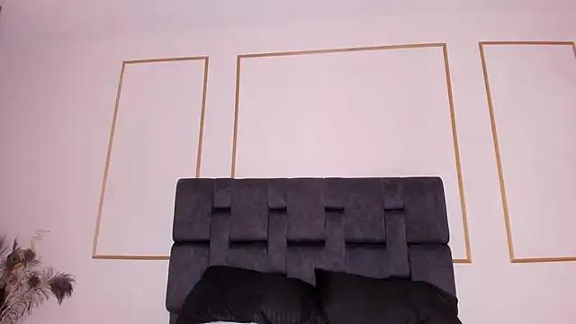 sara__jones_gh on StripChat 