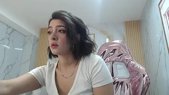sara_lopez_s on StripChat