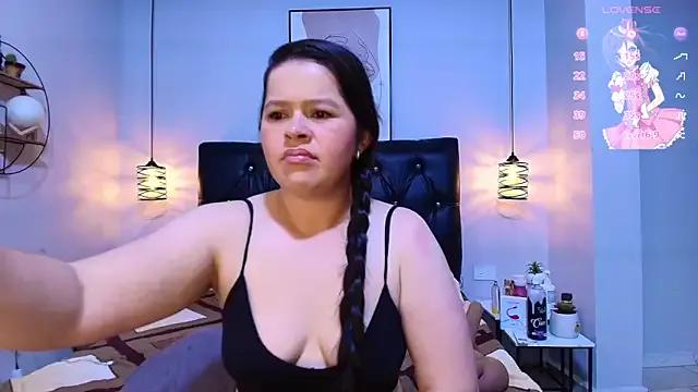 Sara_Pasquel on StripChat 