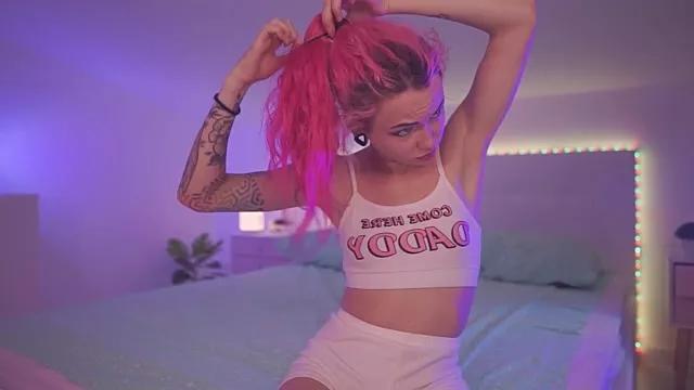 Sarah_Pink on StripChat 