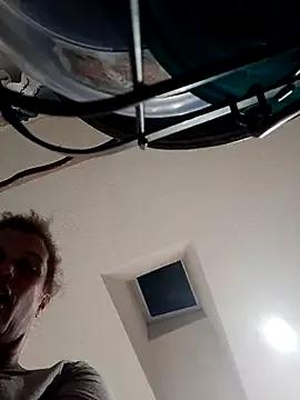 sarahkat86 on StripChat 
