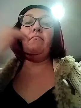saraqueen__ on StripChat 