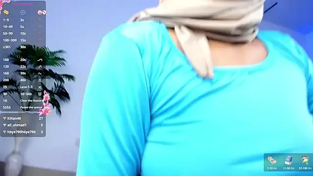 saray_halam on StripChat 