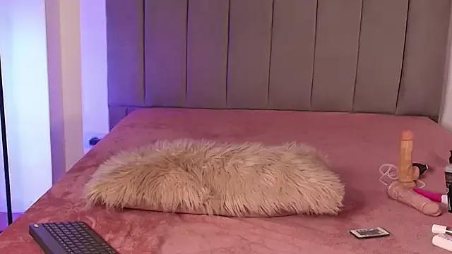 Sasha-Bloom on StripChat