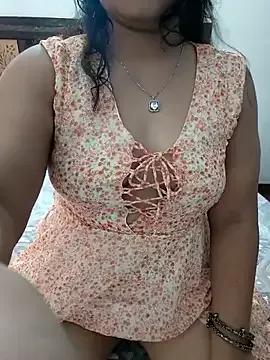 Sassy_Saraa on StripChat 