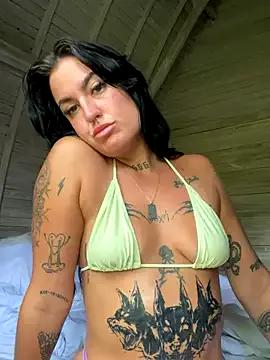 savana_heart — 2 NAUGHTY PICS+ LT NAME ON MY BODY