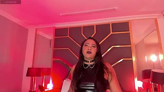 Scarlettt_Ass — Lick & tease dildo slowly