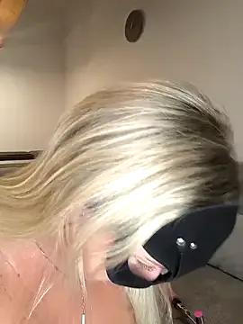 Secret_couple_ — Show Boobs+ get a gift