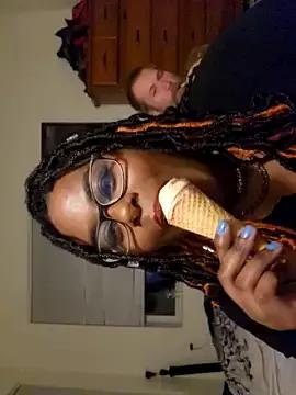 Seeks_Geeks2 on StripChat 