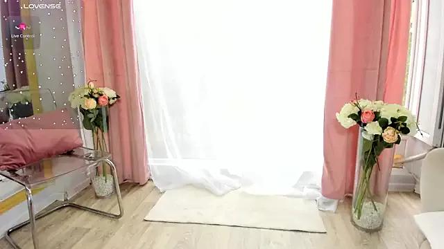 Selena_Reeves on StripChat 
