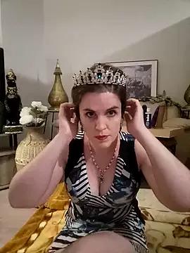SelenaDomina on StripChat 