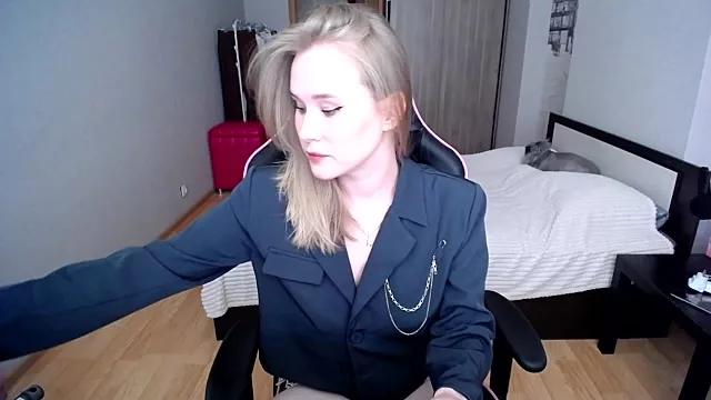 sexxy_potatoes on StripChat 