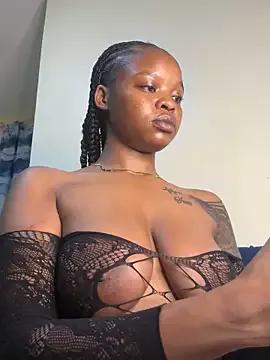 SexxyLunar on StripChat 