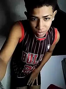 Shaddayy_ on StripChat