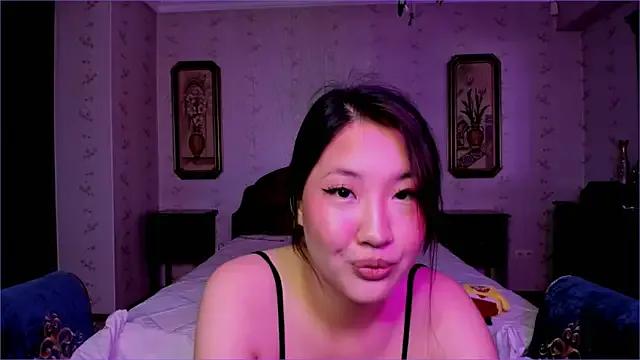 sharlin_b on StripChat