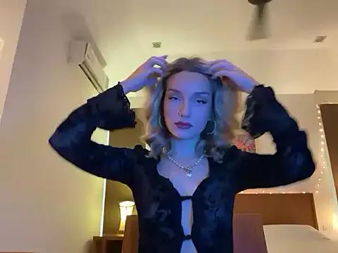 SirenaBelle — Seductive dance undress slowly