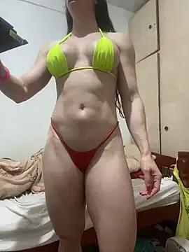 sisterhong on StripChat 
