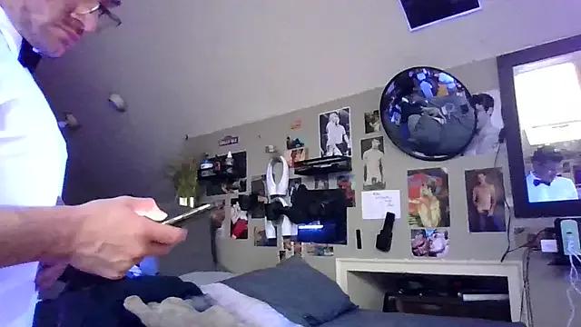 Sk00byJaXxX212 on StripChat 