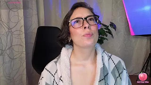 sophia_dumont — Nipple clamps+lick