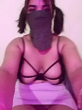 souzann on StripChat
