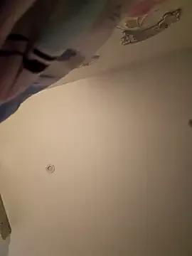 Sparkle2206 on StripChat