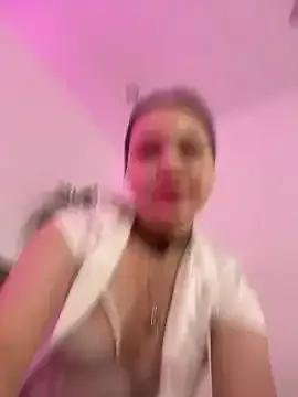 stepbaby_wet on StripChat